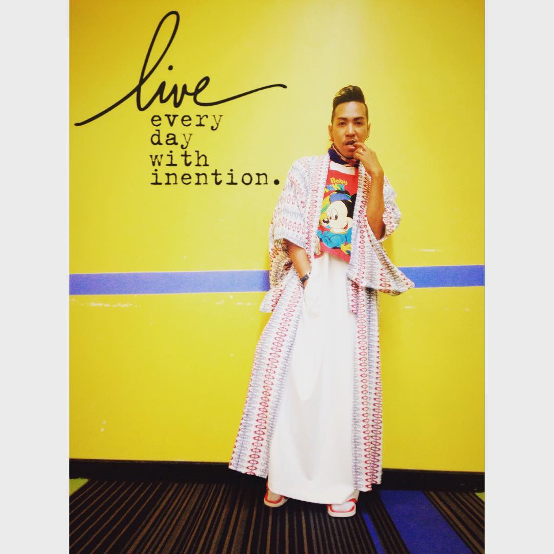 Customer wearing Sumo Vintage